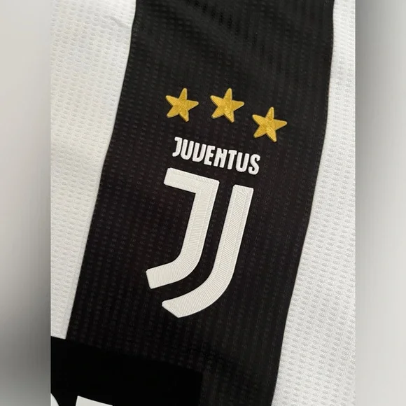 Ronaldo #7 Juventus Home 2018 retro Jersey Player Version slim fit Small Fit - Picture 5 of 5